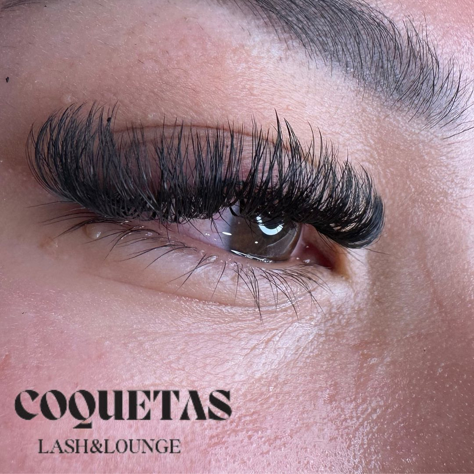 COQUETAS LASH & LOUNGE
